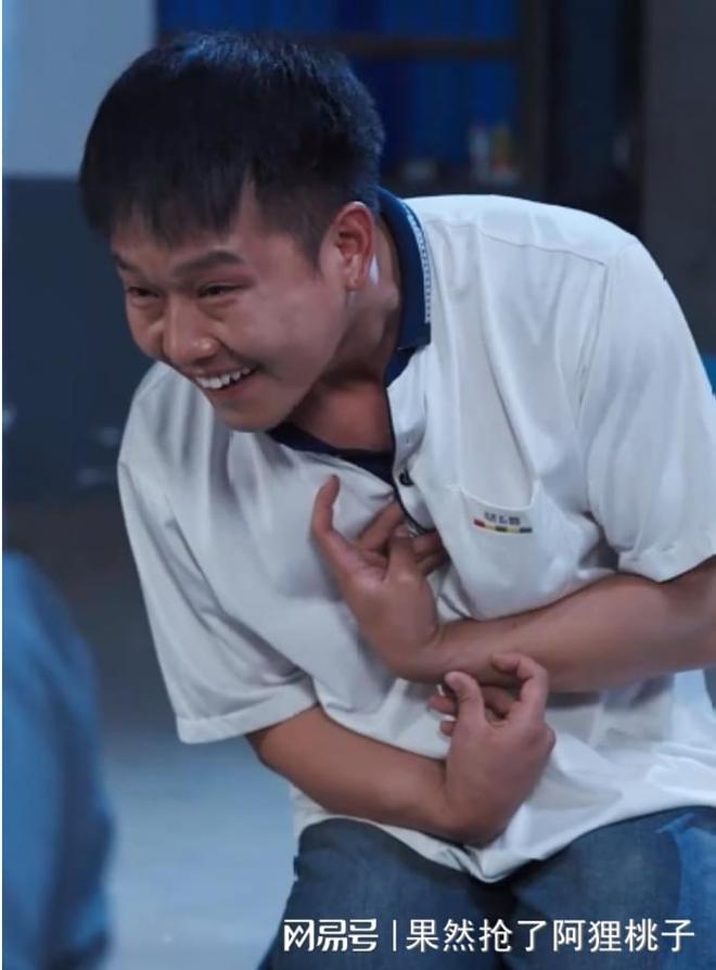 热播《奶奶的废品车载我进清华》结局合集